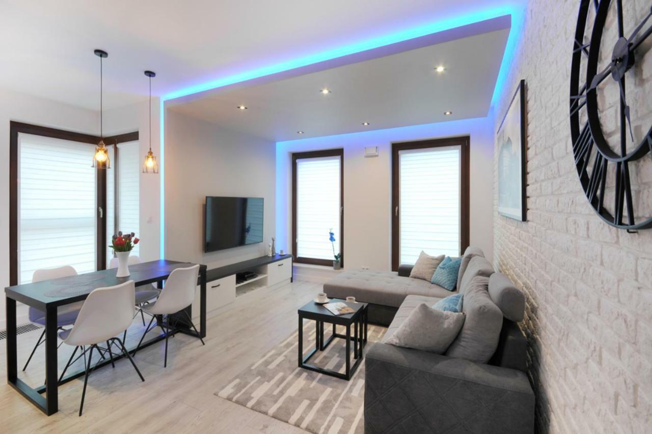 Bulwary Wislane P&O Serviced Apartments With Ac Varšava Exteriér fotografie